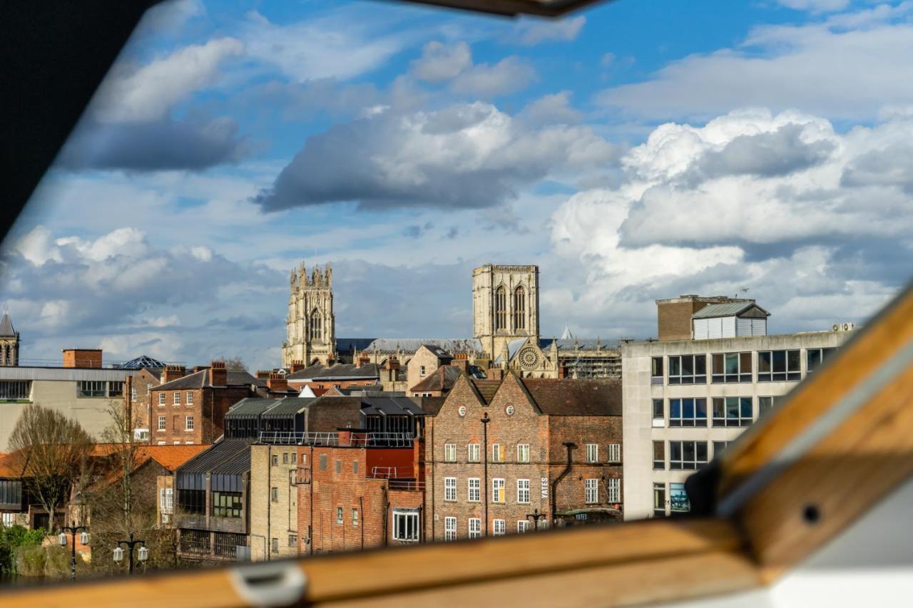 The Penthouse At Quayside Apartment York Bagian luar foto