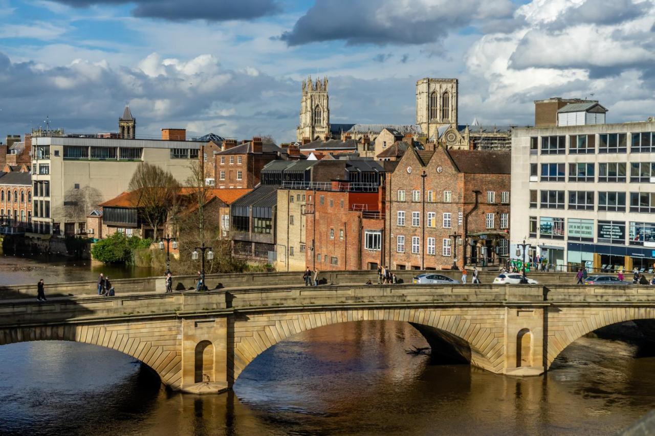 The Penthouse At Quayside Apartment York Bagian luar foto